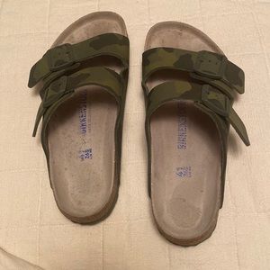Womens camouflage Birkenstocks